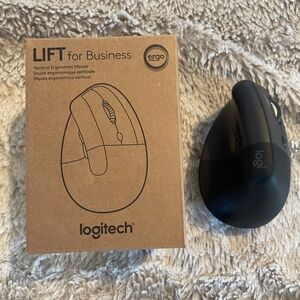 Logitech Lift Vertical Ergonomic Mouse